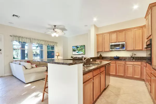 Palm Beach Gardens, FL 33410,1715 Nature CT