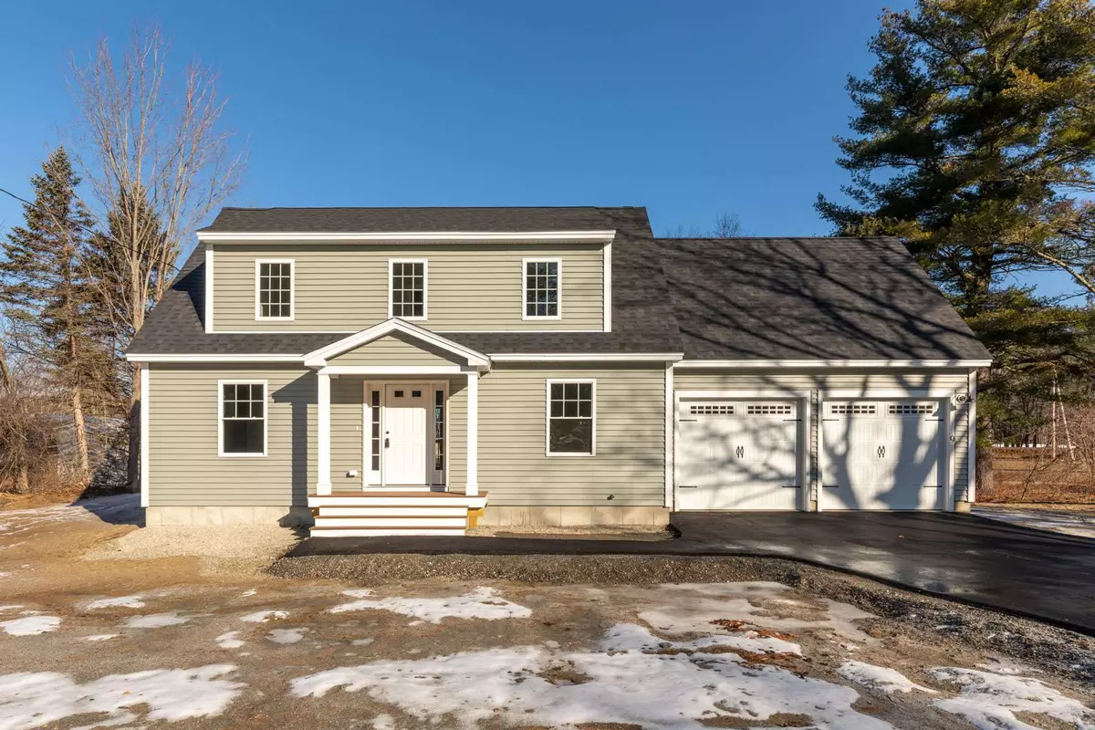 Kingston, NH 03848,9 Marshall RD