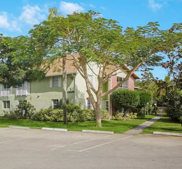 12036 Alternate A1a B5, Palm Beach Gardens, FL 33410