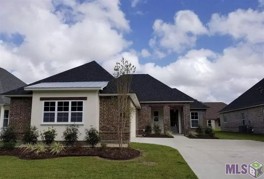 39214 WATER OAK AVE, Prairieville, LA 70769