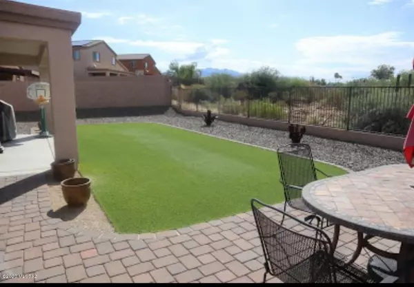 Tucson, AZ 85741,5059 W Willow Rock Way