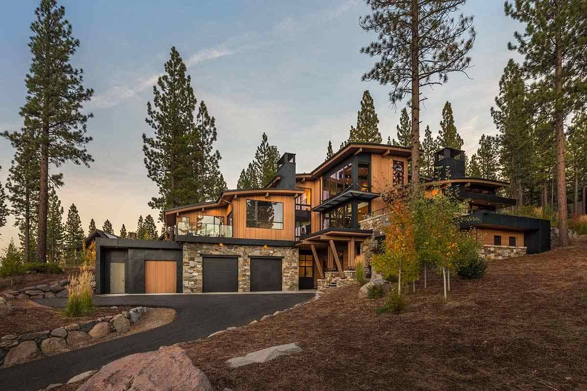 8286 Ehrman Drive, Truckee, CA 96161