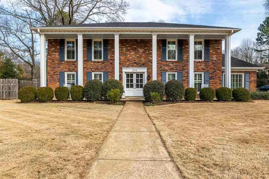 2576 OVERLOOK DR, Germantown, TN 38138