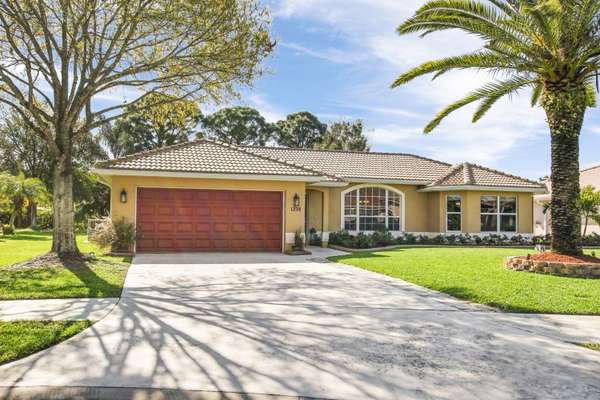 1238 SW Briarwood DR, Port Saint Lucie, FL 34953