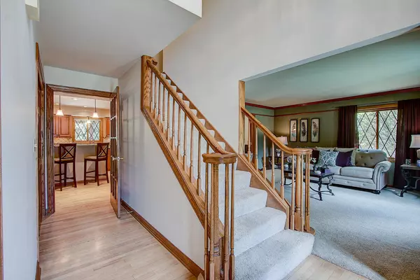 Brookfield, WI 53045,1320 Poplar Ridge Ct