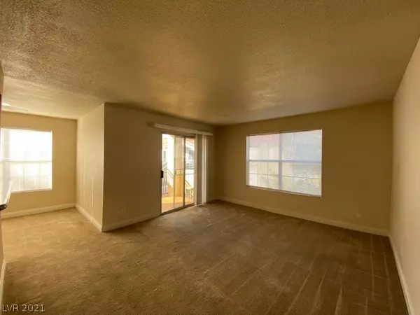 Las Vegas, NV 89108,2801 Rainbow Boulevard #207