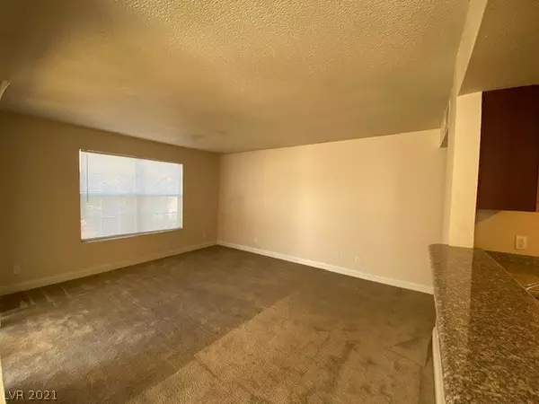 Las Vegas, NV 89108,2801 Rainbow Boulevard #207