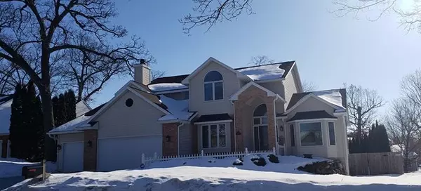 6107 FOREST RIDGE CT, Mcfarland, WI 53558