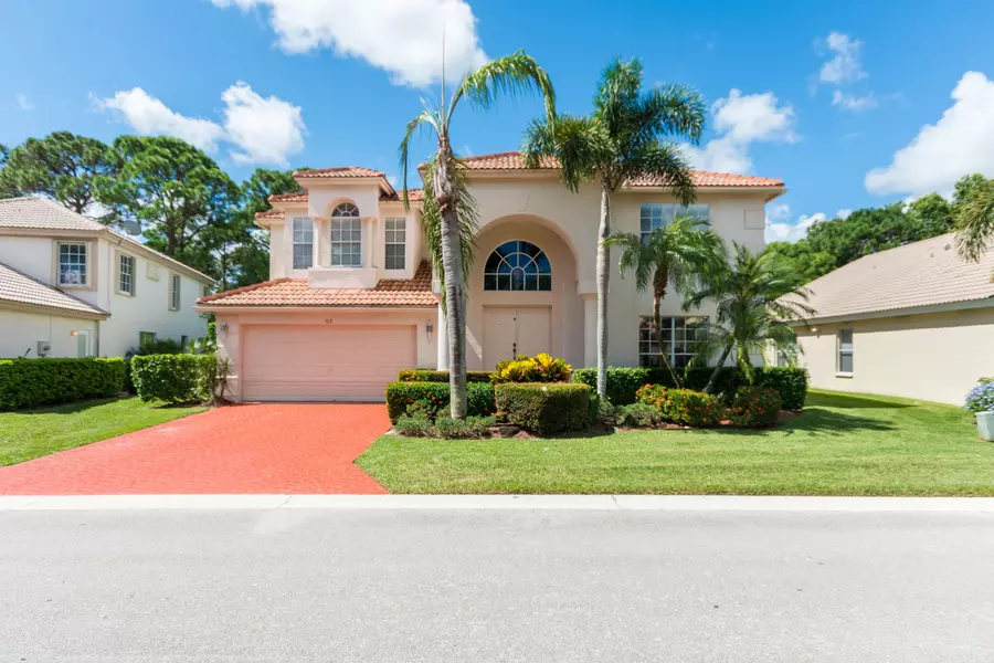 312 Timberwood CT, Palm Beach Gardens, FL 33418