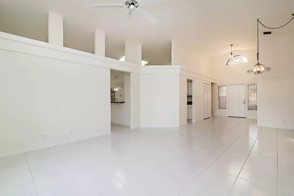 Palm Beach Gardens, FL 33418,317 Timberwood CT