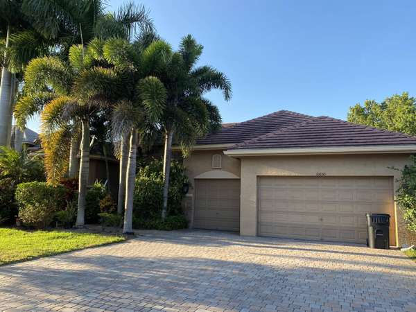 10650 Versailles BLVD, Wellington, FL 33449