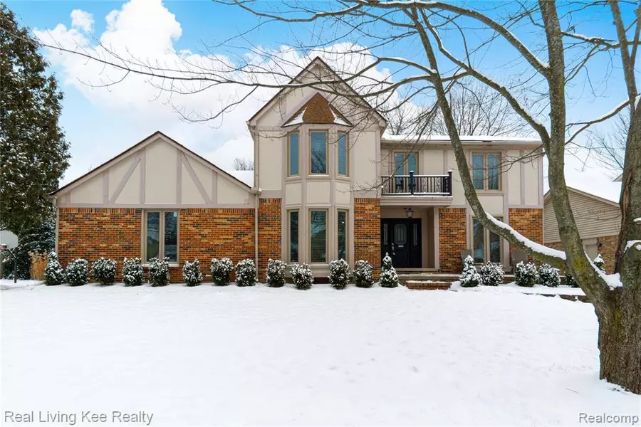 2846 STEAMBOAT SPRINGS Drive, Rochester Hills, MI 48309 1385