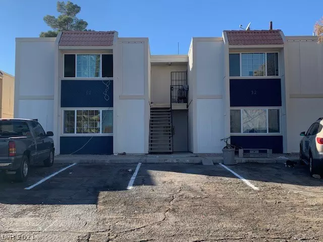 32 Gold Bar Court, Las Vegas, NV 89110