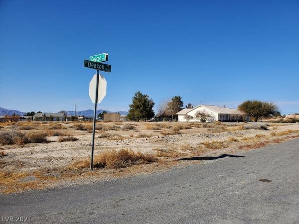 3120 S Deacon Court, Pahrump, NV 89048