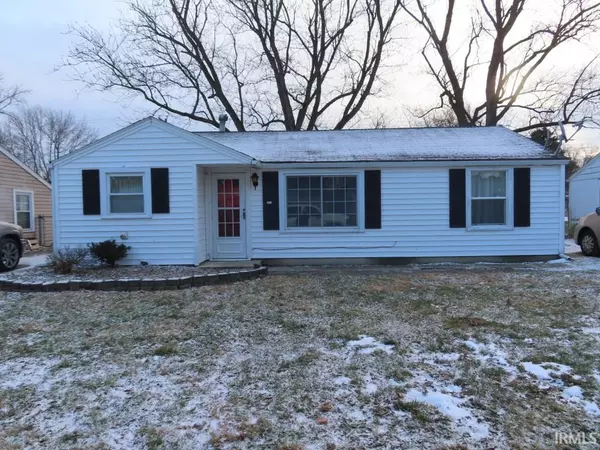 1614 S Oakdale Drive, Yorktown, IN 47396-1049