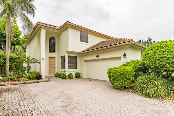 20051 Waters Edge DR, Boca Raton, FL 33434