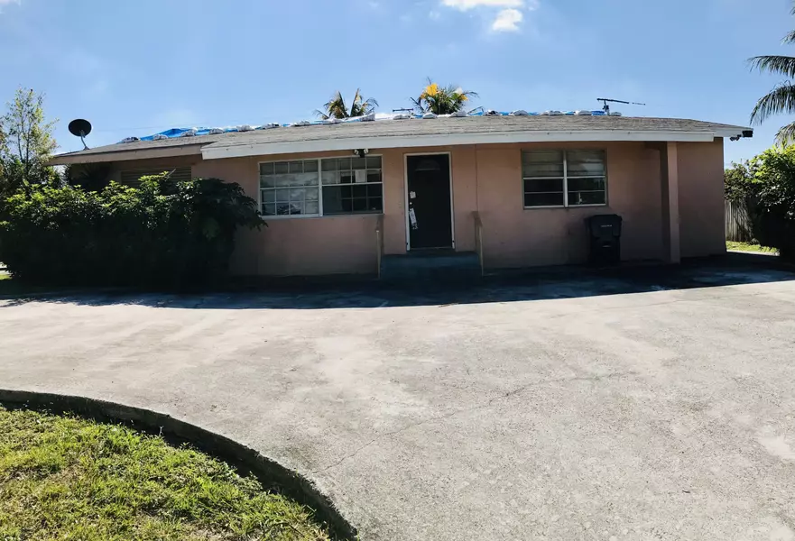 4168 Colle Dr DR, Lake Worth, FL 33461