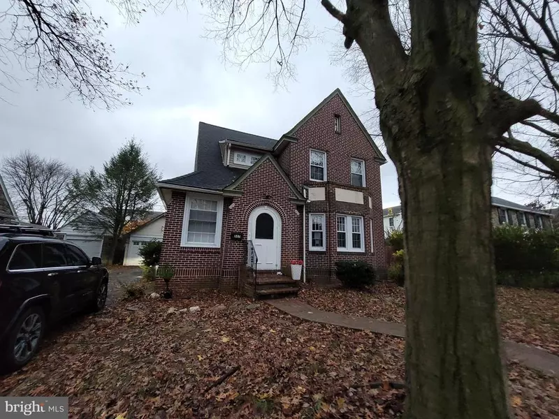 527 IRVINGTON RD, Drexel Hill, PA 19026