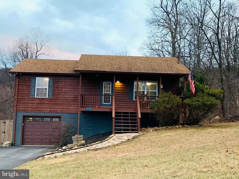 308 BLUE VALLEY RD, Linden, VA 22642