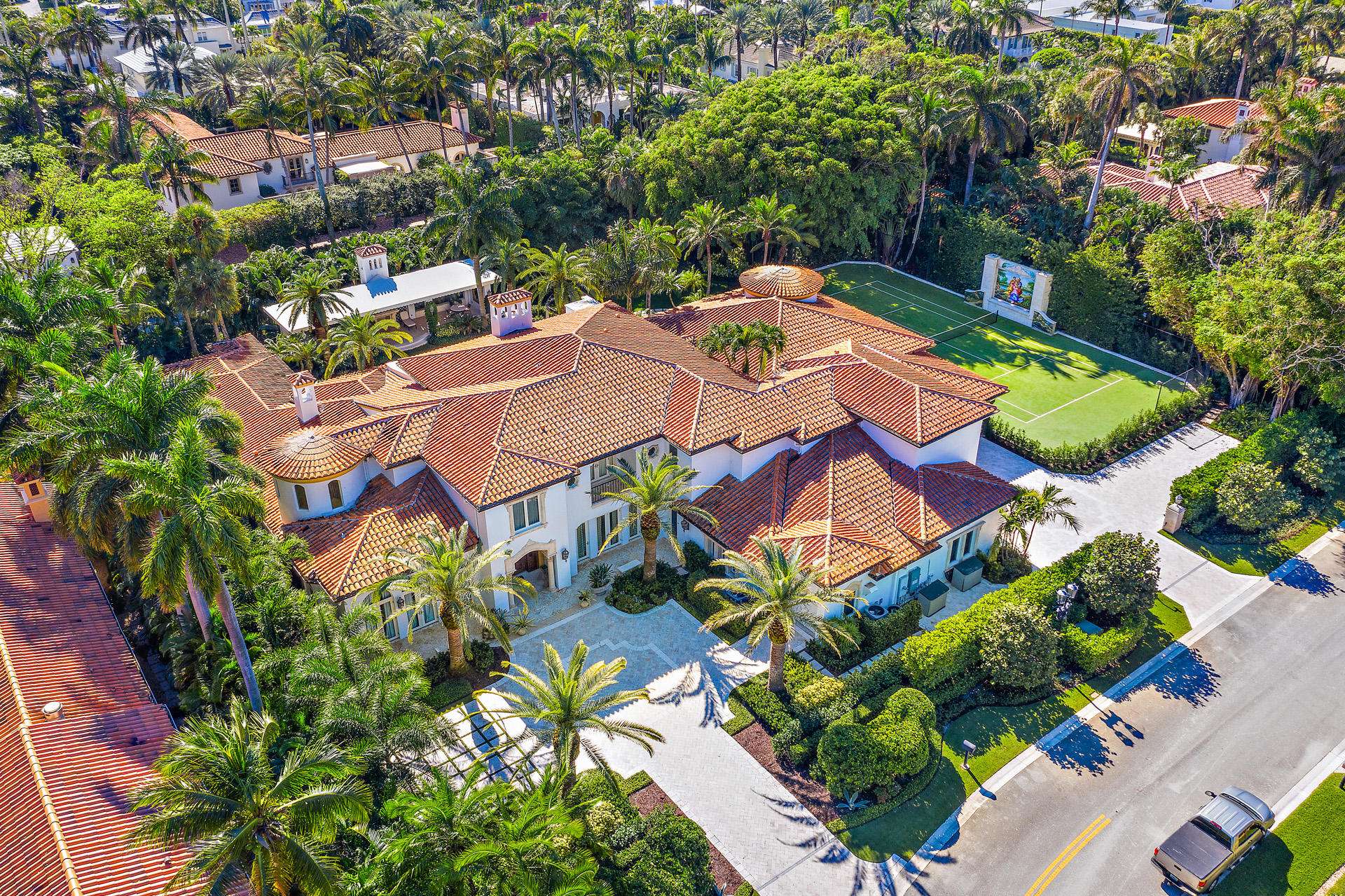 Palm Beach, FL 33480,228 Via Las Brisas
