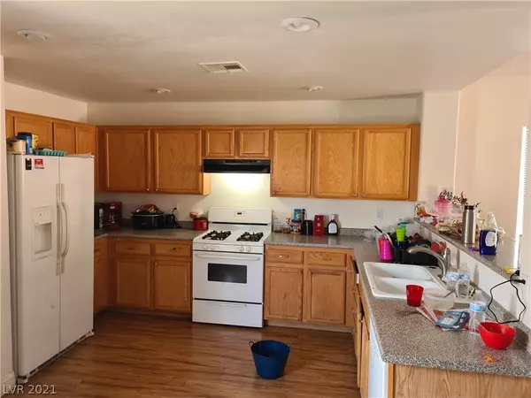 Las Vegas, NV 89148,9315 Pyrope Court