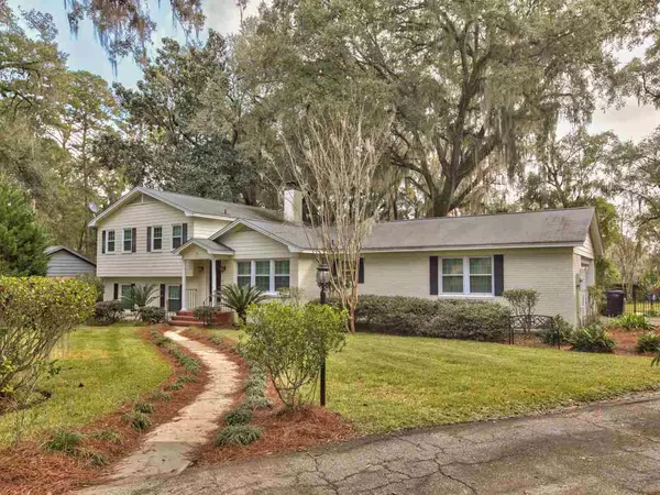 Tallahassee, FL 32309,2413 Killarney Way