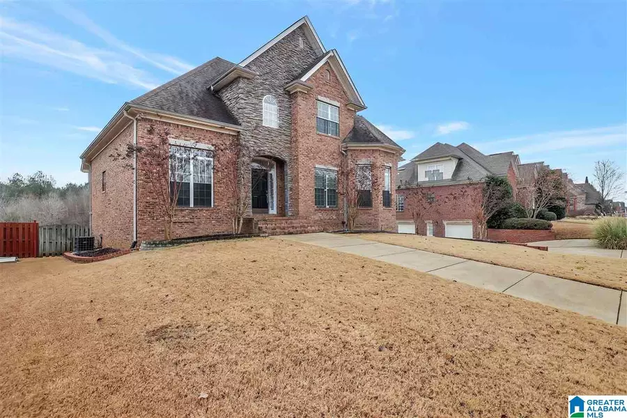 2192 OLD CAHABA PL, Helena, AL 35080