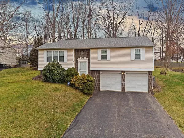 533 Chaparral Dr, Cranberry Twp, PA 16066