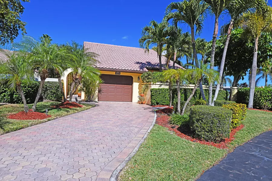 2045 NW 15th PL, Delray Beach, FL 33445