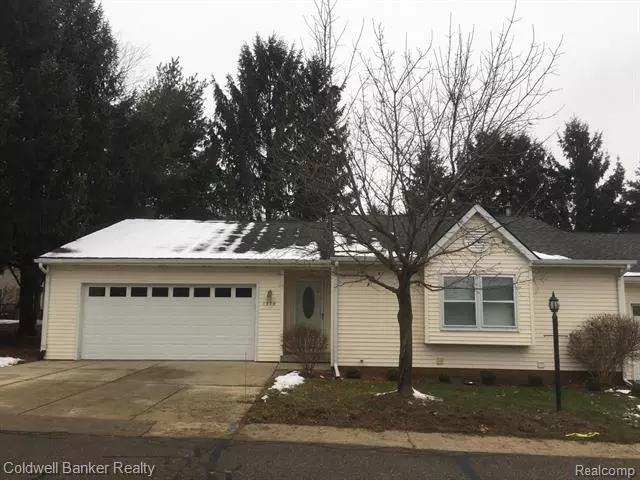 1379 SHIRE CRT, Howell, MI 48843