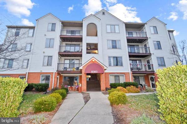 8383 BUTTRESS LN #402, Manassas, VA 20110