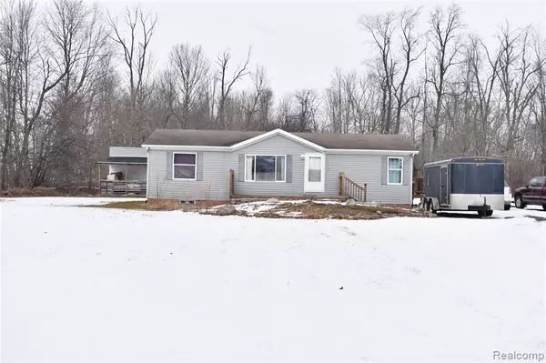 Leslie, MI 49251-,4126 COVERT RD