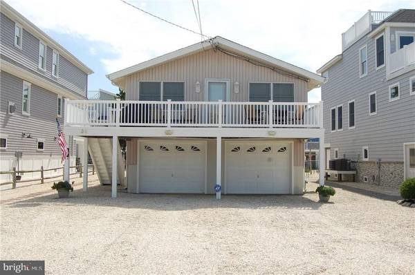 36 N 4TH ST, Surf City, NJ 08008