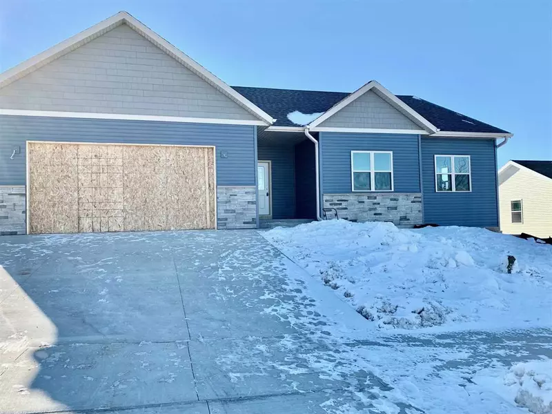 2118 CAMBRIDGE CT, Reedsburg, WI 53959