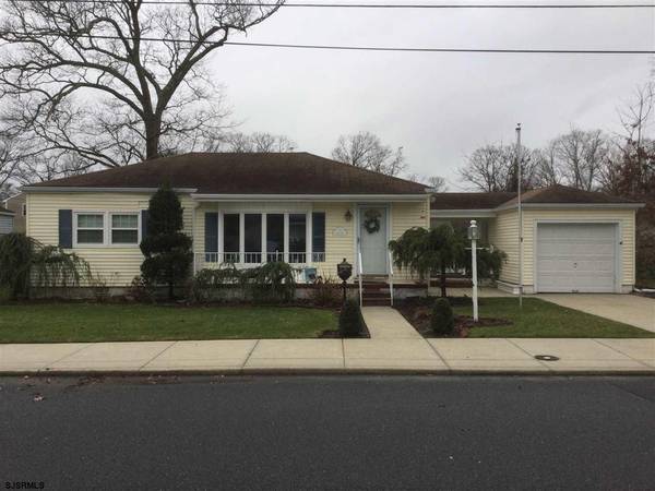 15 Willow Dr, Northfield, NJ 08225