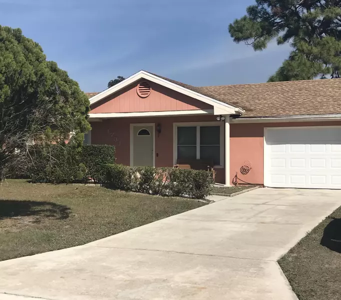 1731 SE Elkhart TER, Port Saint Lucie, FL 34952