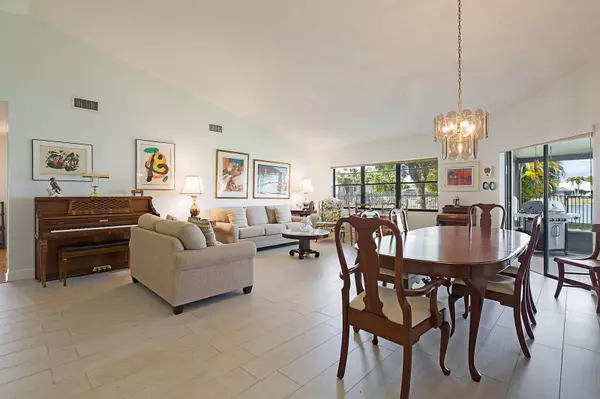 Boca Raton, FL 33434,9937 Majorca PL