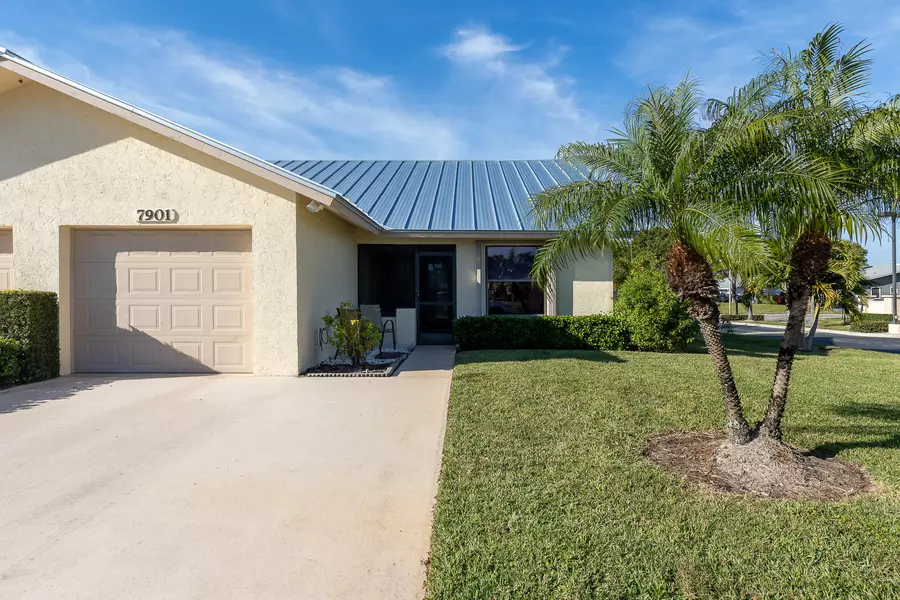 7901 SE Sugar Sand CIR, Hobe Sound, FL 33455