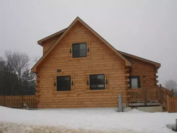 Warrens, WI 54666,321 Hilltop Cir