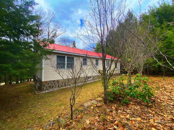 70 Highlands DR, Conway, NH 03818