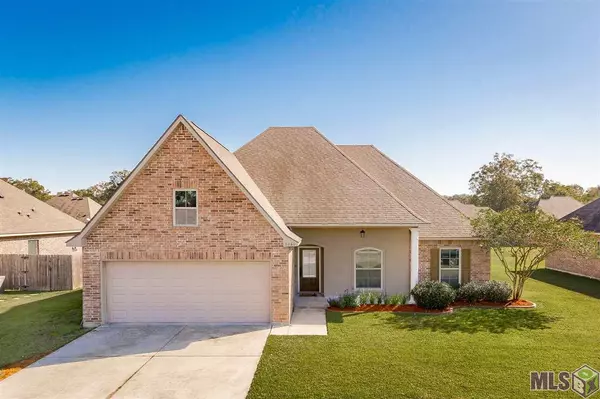 5060 QUEENS CARRIAGE ST #, Zachary, LA 70791