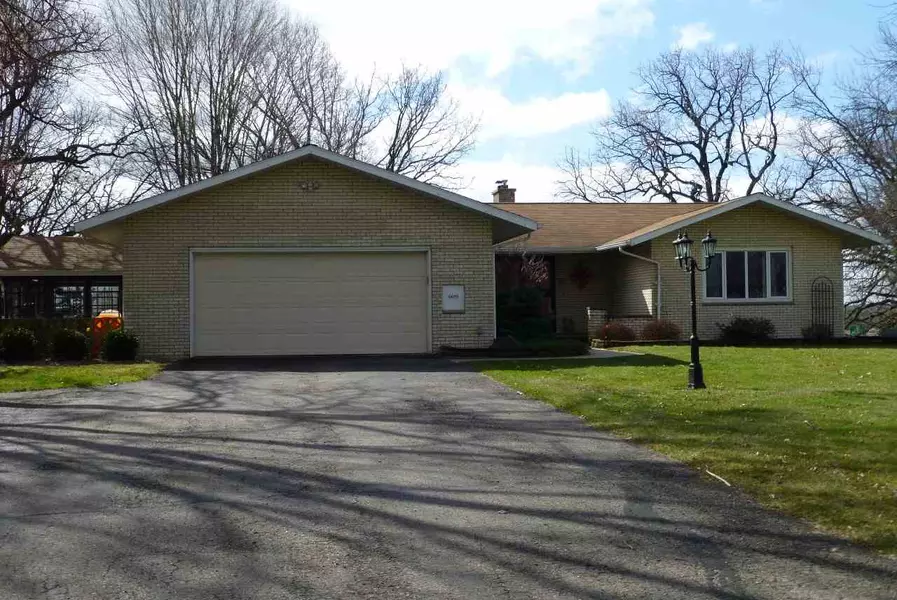 6655 Highland Dr, Windsor, WI 53598