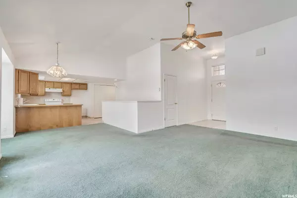 Washington Terrace, UT 84405,5424 S 550 E