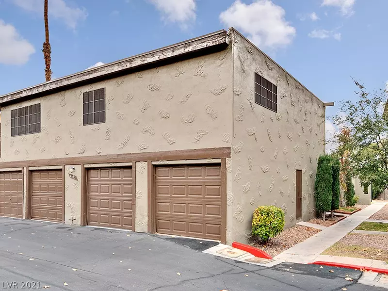 4695 Monterey Circle #2, Las Vegas, NV 89169