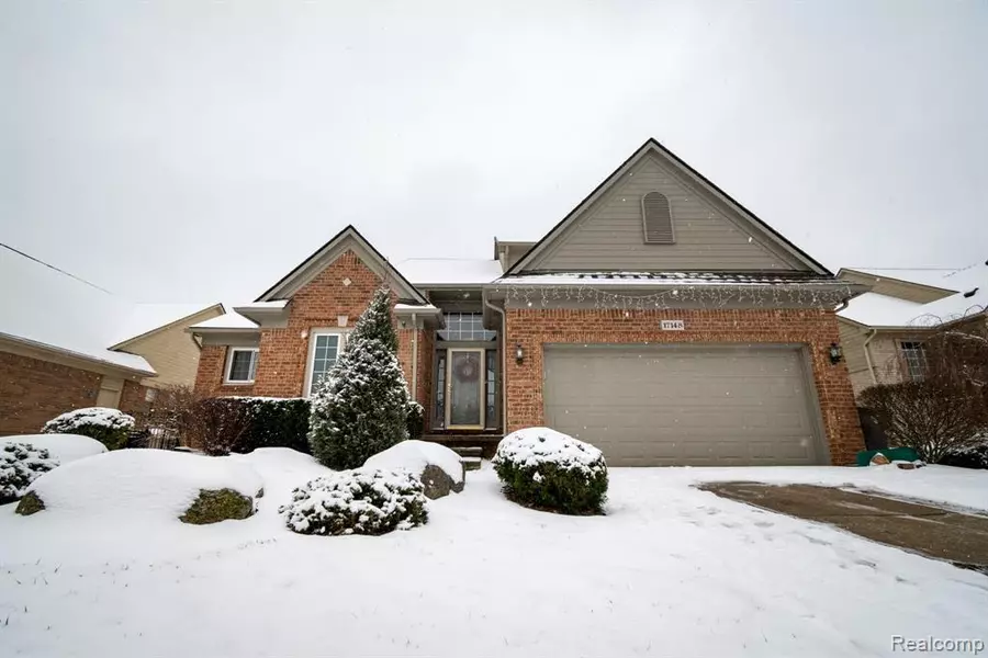 17148 ELEIR DR, Clinton Township, MI 48038-7114