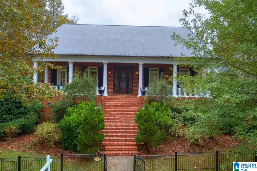 212 OAK CIRCLE, Hayden, AL 35079