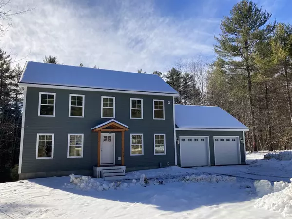 180 Benjamin Wentworth DR, Tamworth, NH 03886