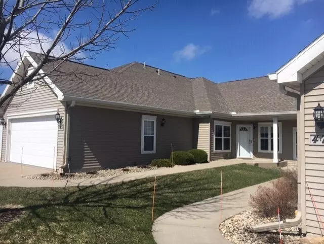 45 Northlight Way, Fitchburg, WI 53711