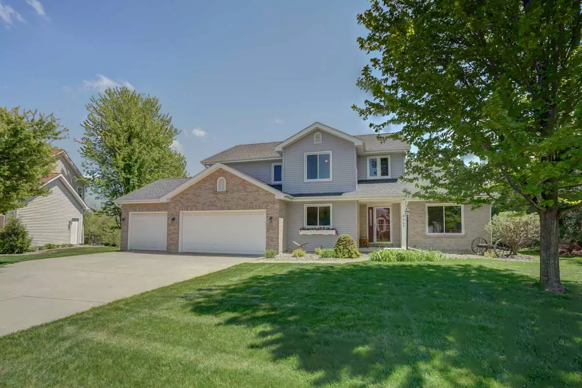 Madison, WI 53717,8405 Oakmont Dr