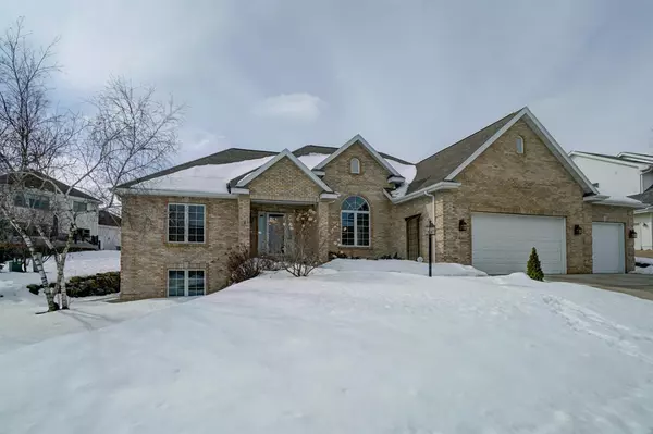 9005 SETTLERS RD, Madison, WI 53717